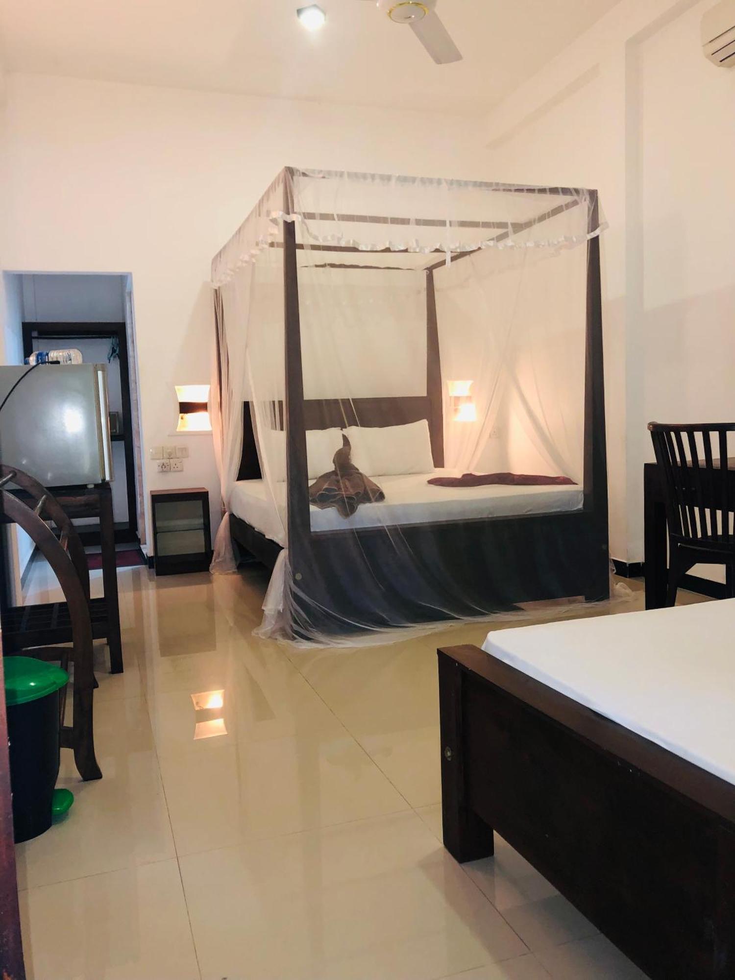 Tinara River Inn, Weligama Exterior foto