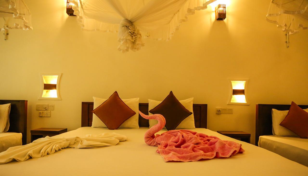 Tinara River Inn, Weligama Exterior foto